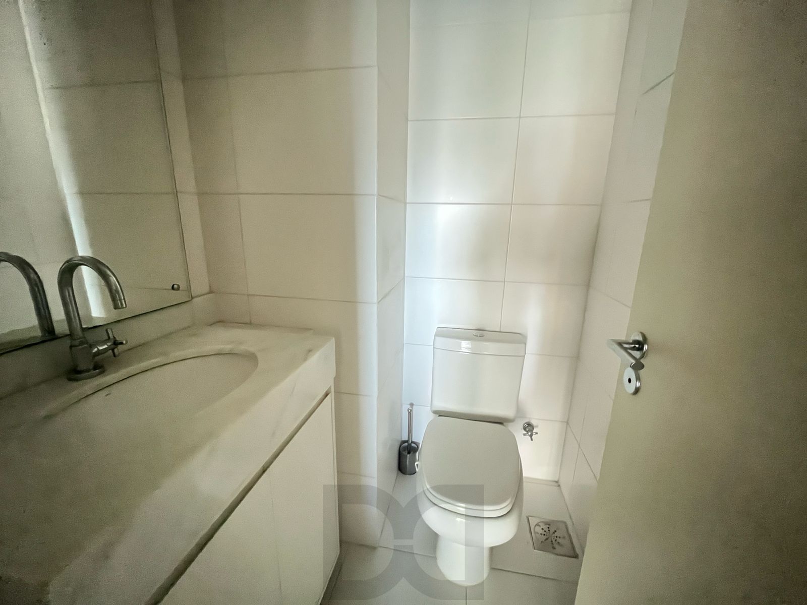 Sala mobiliada no Diamond Tower — foto 23