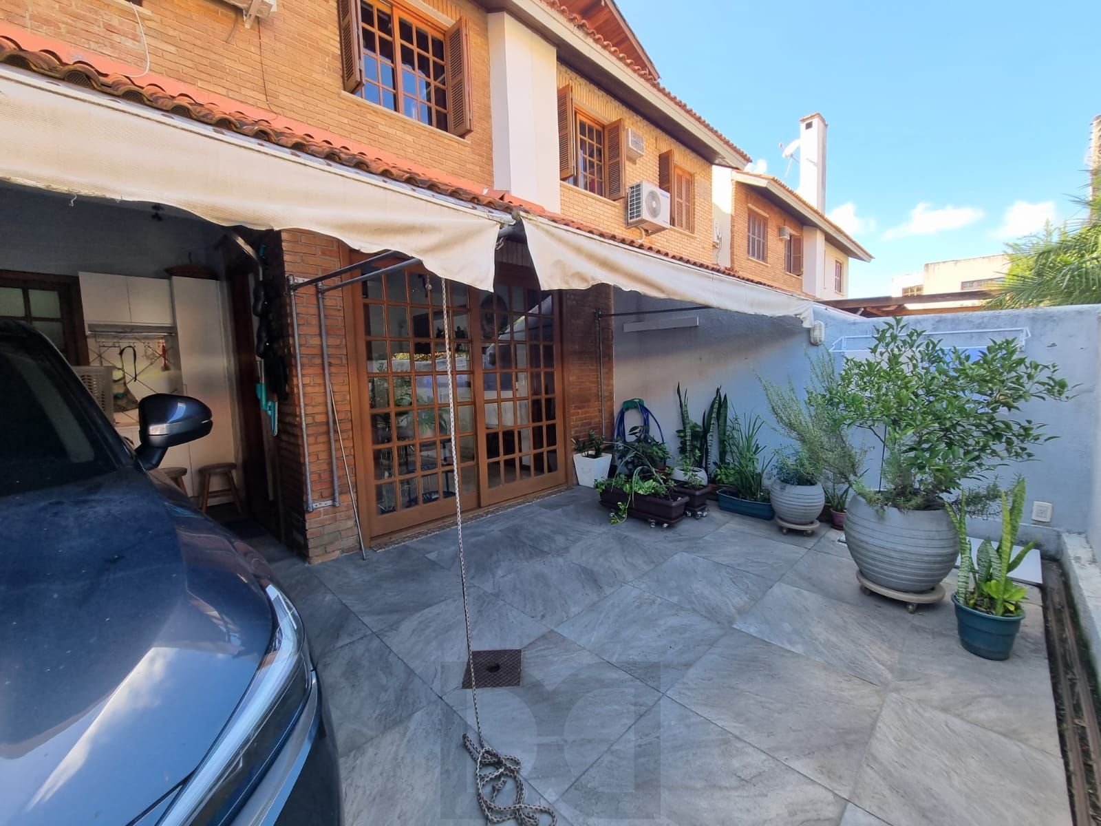 Casa de 3 Dormitórios em Condomínio Fechado Infra Completa — foto 9