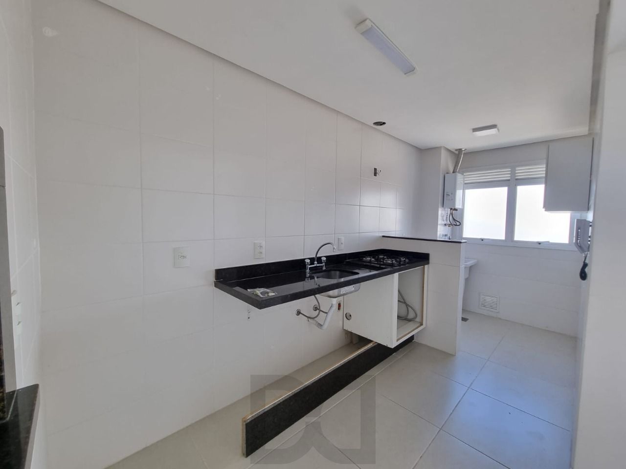 Apartamento 02 Dormitórios Com Sacada Bairro Tristeza — foto 7