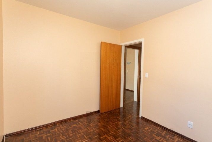 Petrópolis: 2 dormitórios, garagem coberta e depósito — foto 6