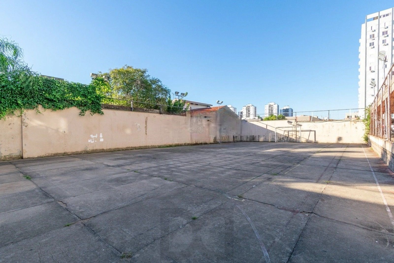 Apartamento Semimobiliado de 2 Dormitórios com Suíte no Boa Vista — foto 23