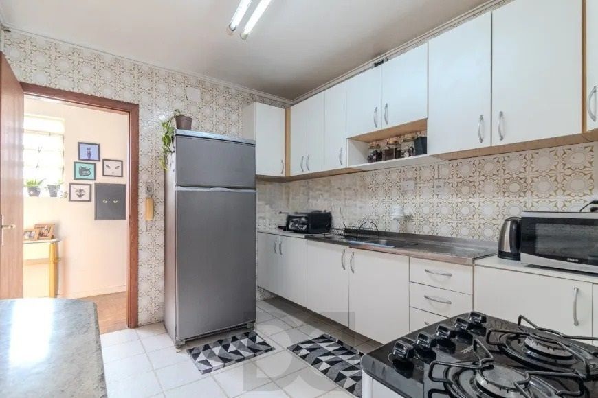 Apartamento de 3 Dormitórios com Garagem à Venda no Rio Branco, Próximo à Redenção — foto 8