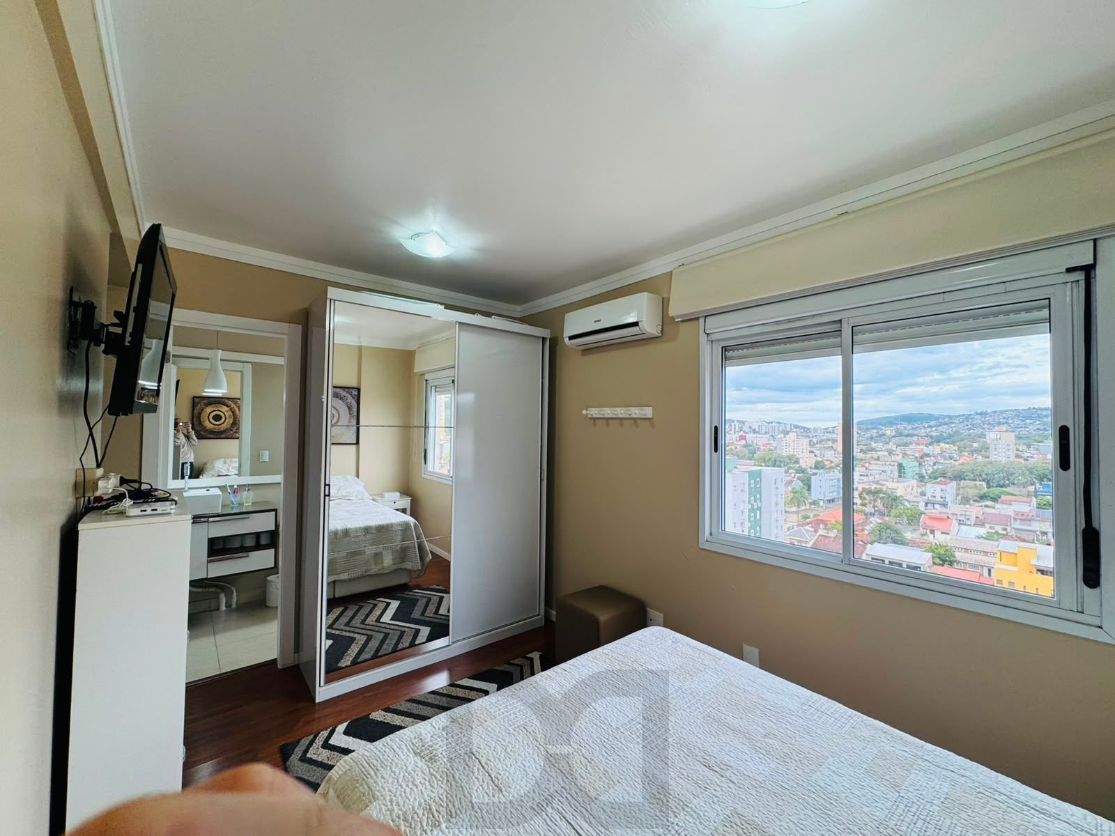 Apartamento 100% Mobiliado à Venda no Bairro Partenon – 2 Dormitórios, 1 Suíte, Elevador e Vaga de Garagem — foto 16
