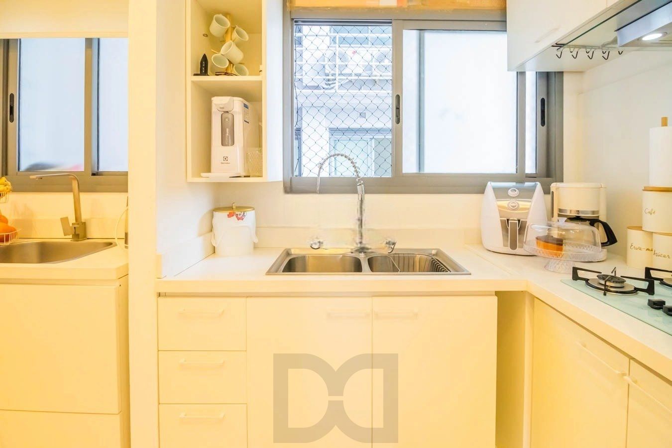 Apartamento para Venda - 98m², 3 dormitórios, sendo 1 suites, 2 vagas - Petrópolis — foto 9