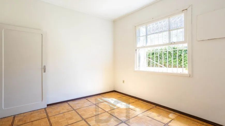 Casa Ampla com Pátio e Excelente Localização no Petrópolis — foto 18
