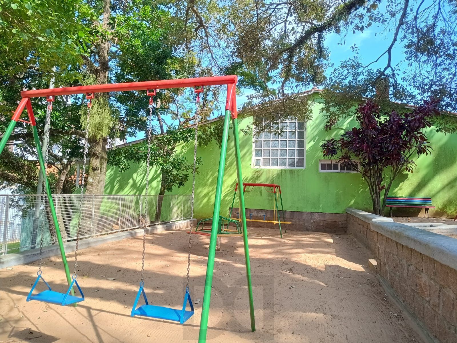 Sobrado 5 dorm em condominio com infra completa. — foto 27