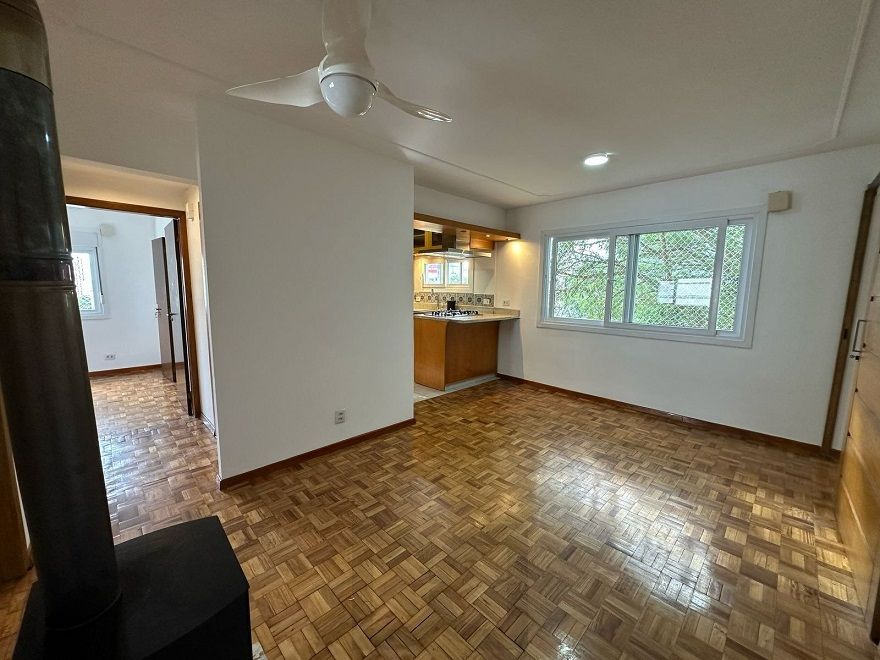 Apartamento 2 quartos, 1 suite, no Bairro Cidade Baixa. Em frente a Redenção com elevador e vaga — foto 1