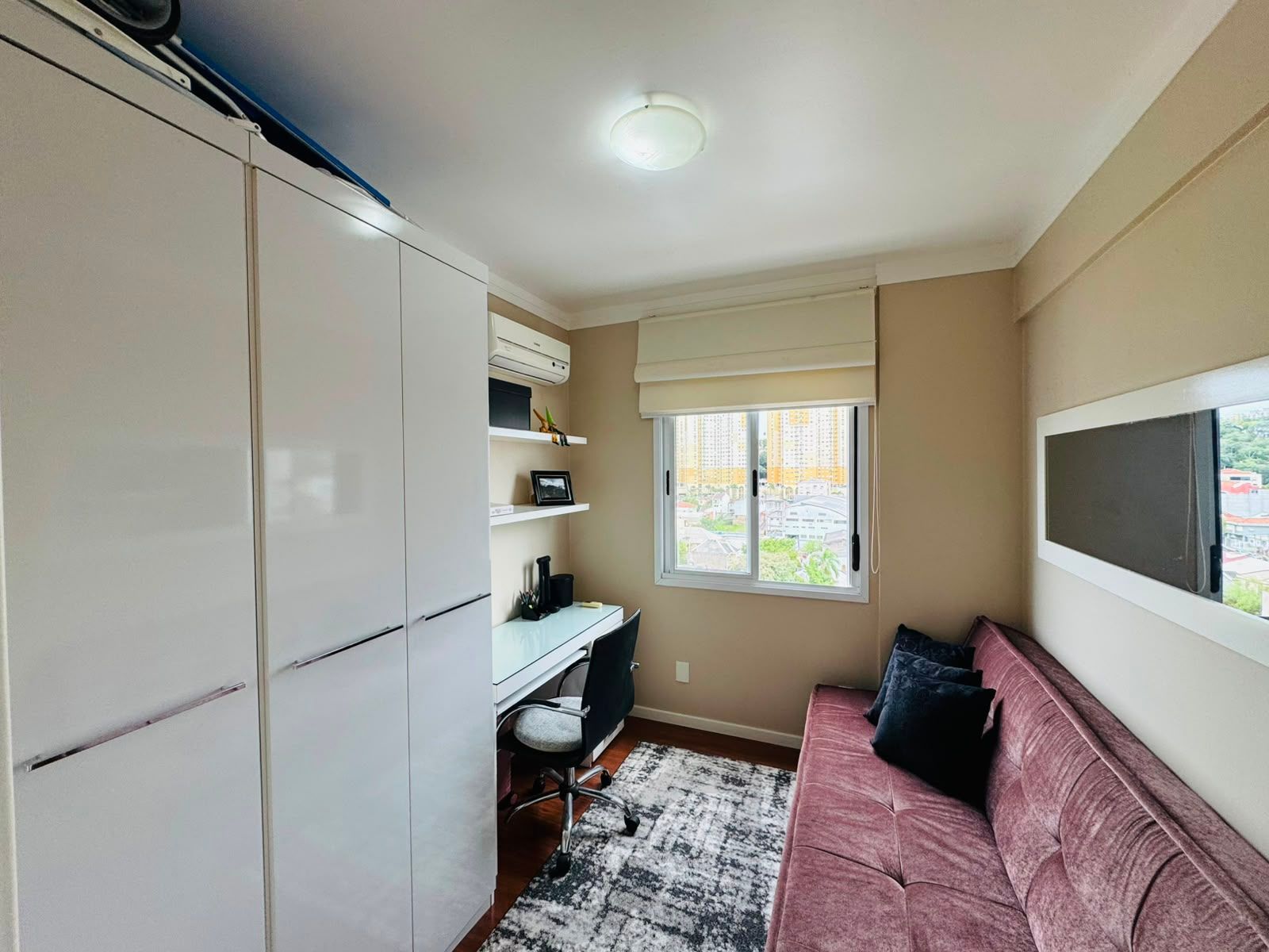 Apartamento 100% Mobiliado à Venda no Bairro Partenon – 2 Dormitórios, 1 Suíte, Elevador e Vaga de Garagem — foto 18