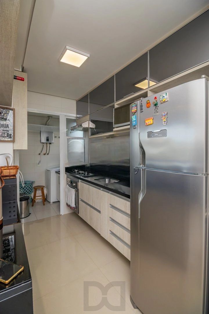 Apartamento 2 Dormitórios com Suíte e 2 Vagas no Jardim Botânico – Porto Alegre — foto 6