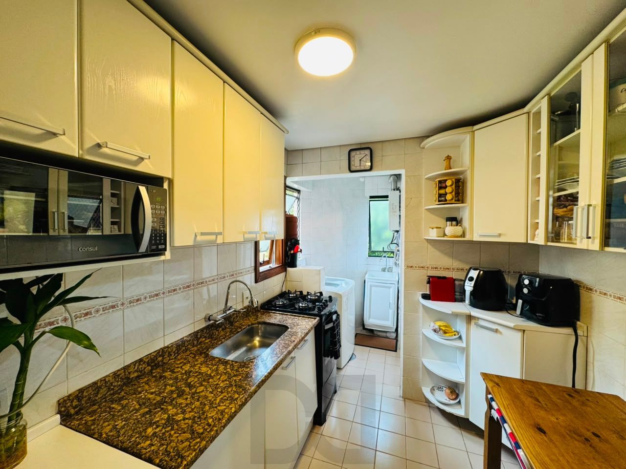Apartamento de 2 Dormitórios no Jardim Botânico com Vista Panorâmica — foto 5