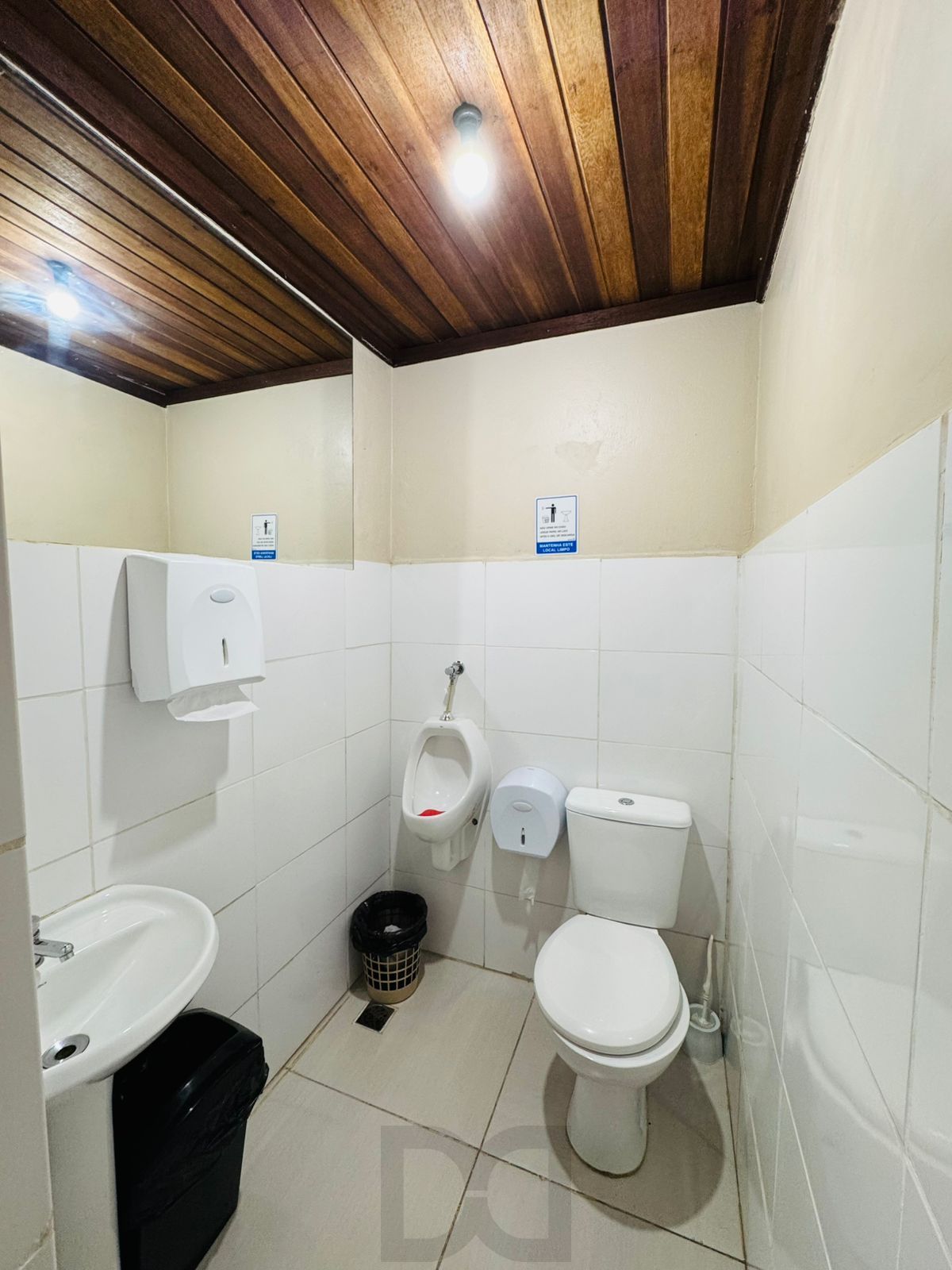 Apartamento com 2 quartos, 47m², reformado, bairro Petrópolis — foto 22