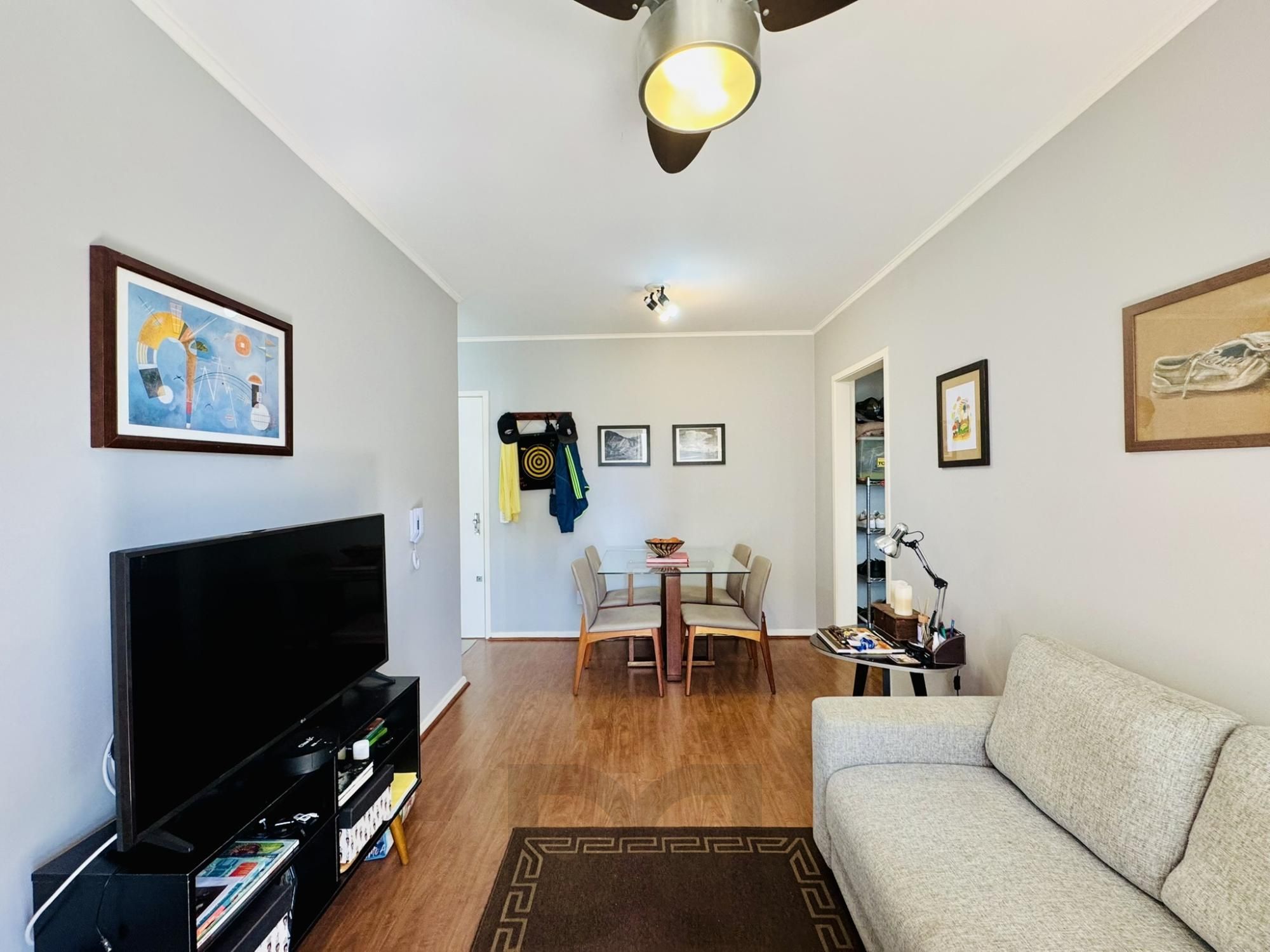 Apartamento 1 Dormitório Reformado com Sacada e Churrasqueira no Jardim Botânico — foto 7