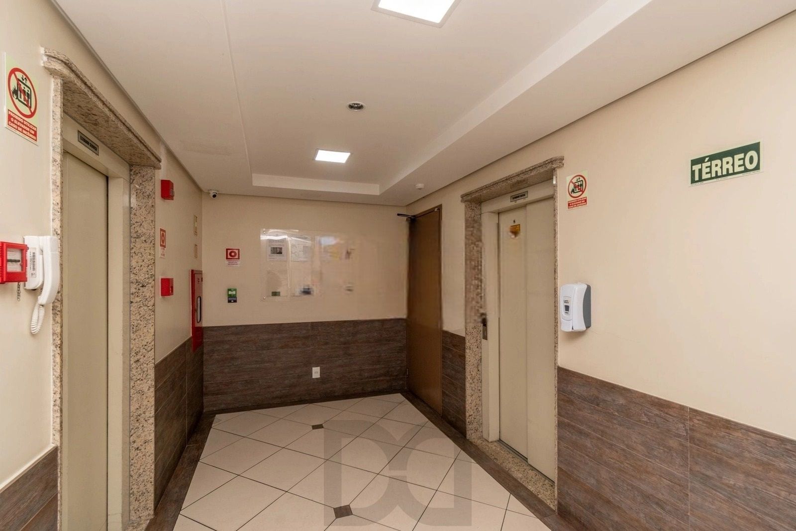 Apartamento 2 dormitórios com suíte — Rua Itapeva, Passo da Areia — foto 18