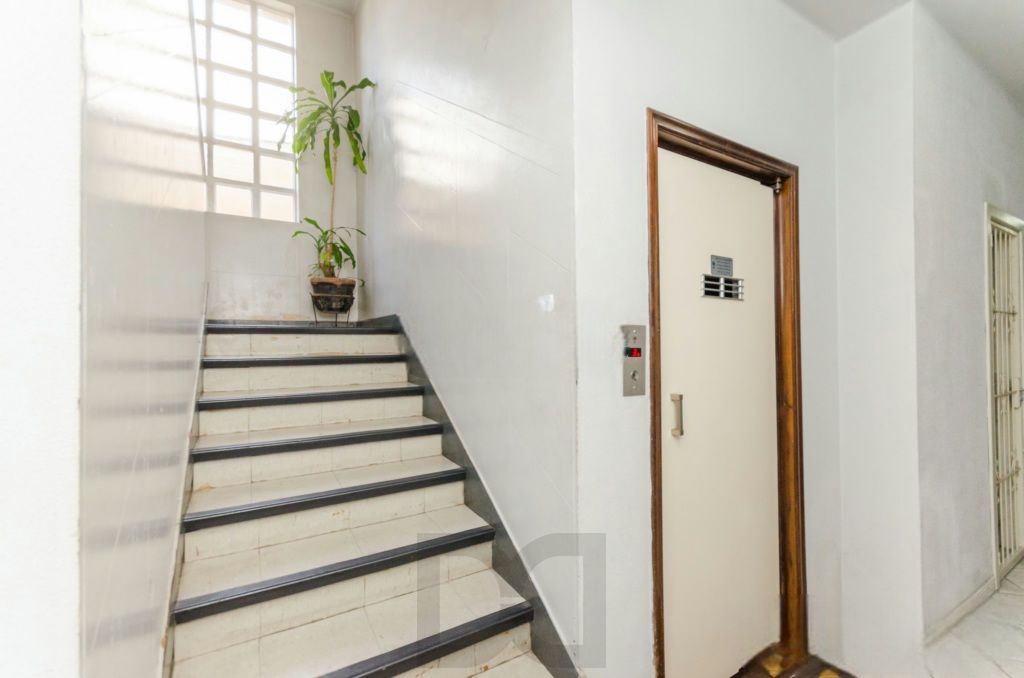 Cobertura Reformada com Terraço, Espaço Gourmet e Vista da Cidade — foto 36