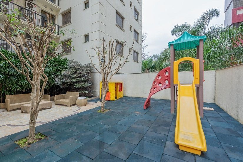 Apartamento com 122m² e 3 dormitórios, 3 suítes, 2 vagas no bairro Petrópolis em Porto Alegre para Comprar — foto 37