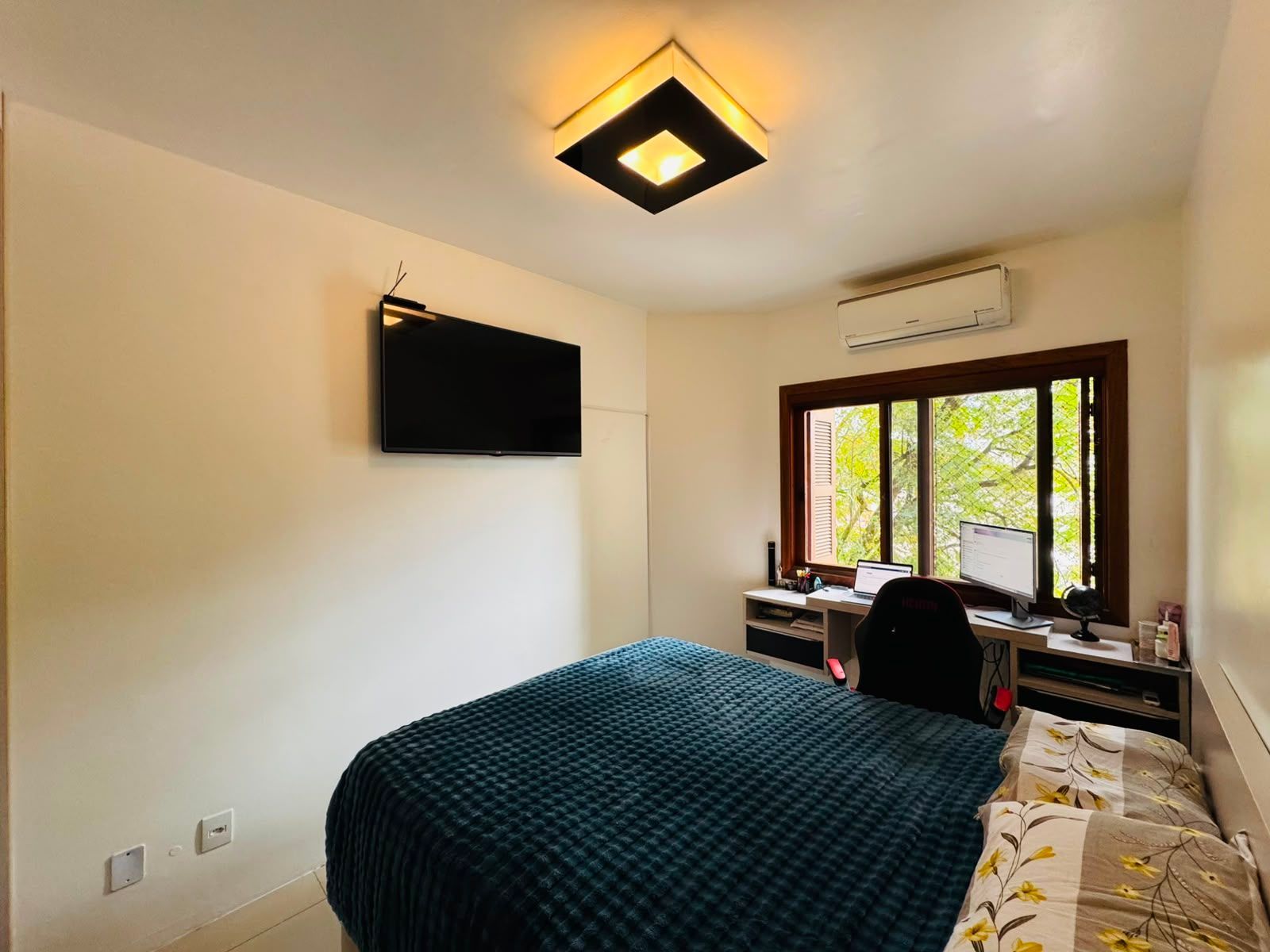 Apartamento de 2 Dormitórios no Jardim Botânico com Vista Panorâmica — foto 11