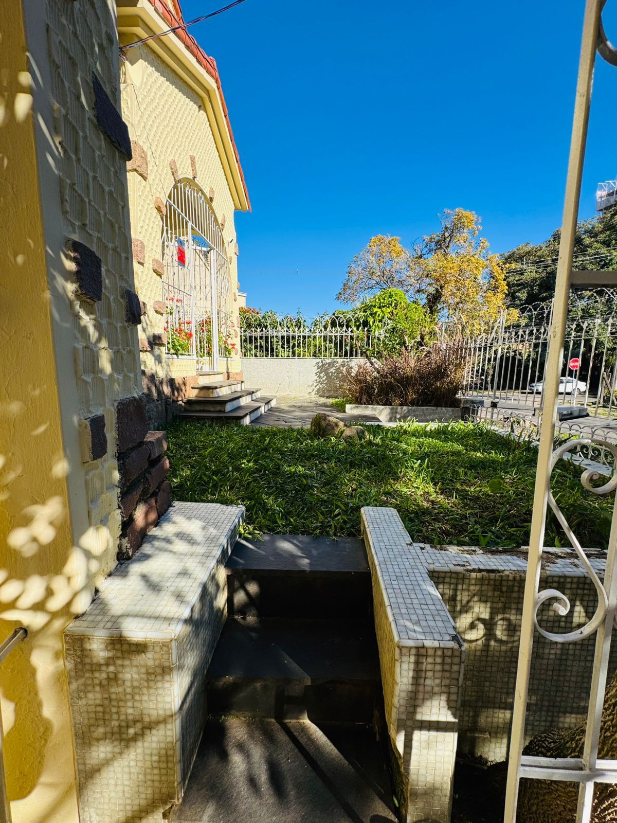 Casa Ampla com Pátio e Excelente Localização no Petrópolis — foto 35