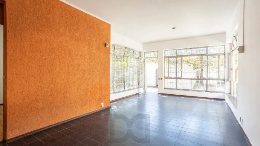 Casa Ampla com Pátio e Excelente Localização no Petrópolis — foto 4