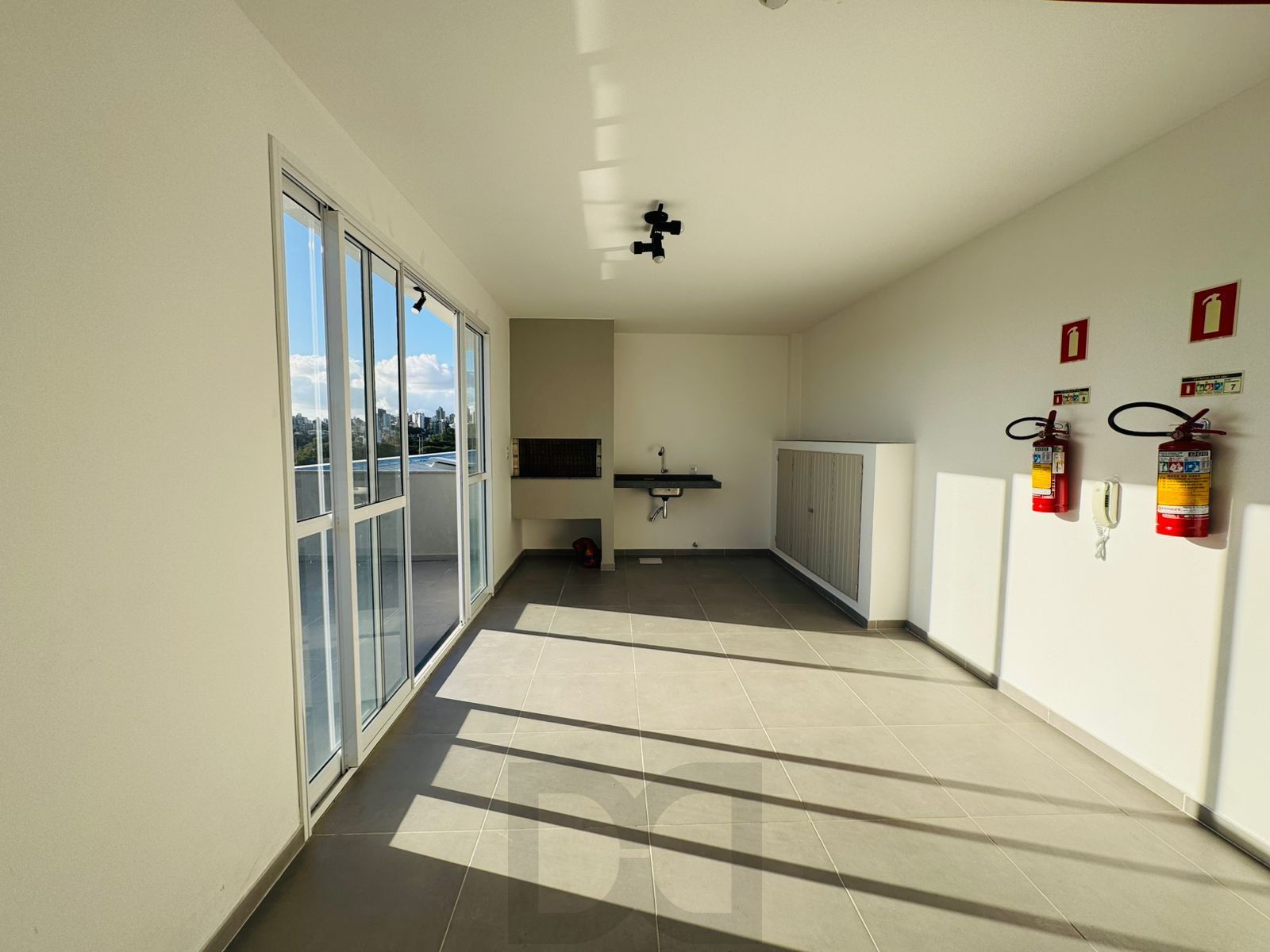 2 Dormitórios, suíte, sacada, vaga dupla I Apartamento Novo no Jardim Botânico — foto 24
