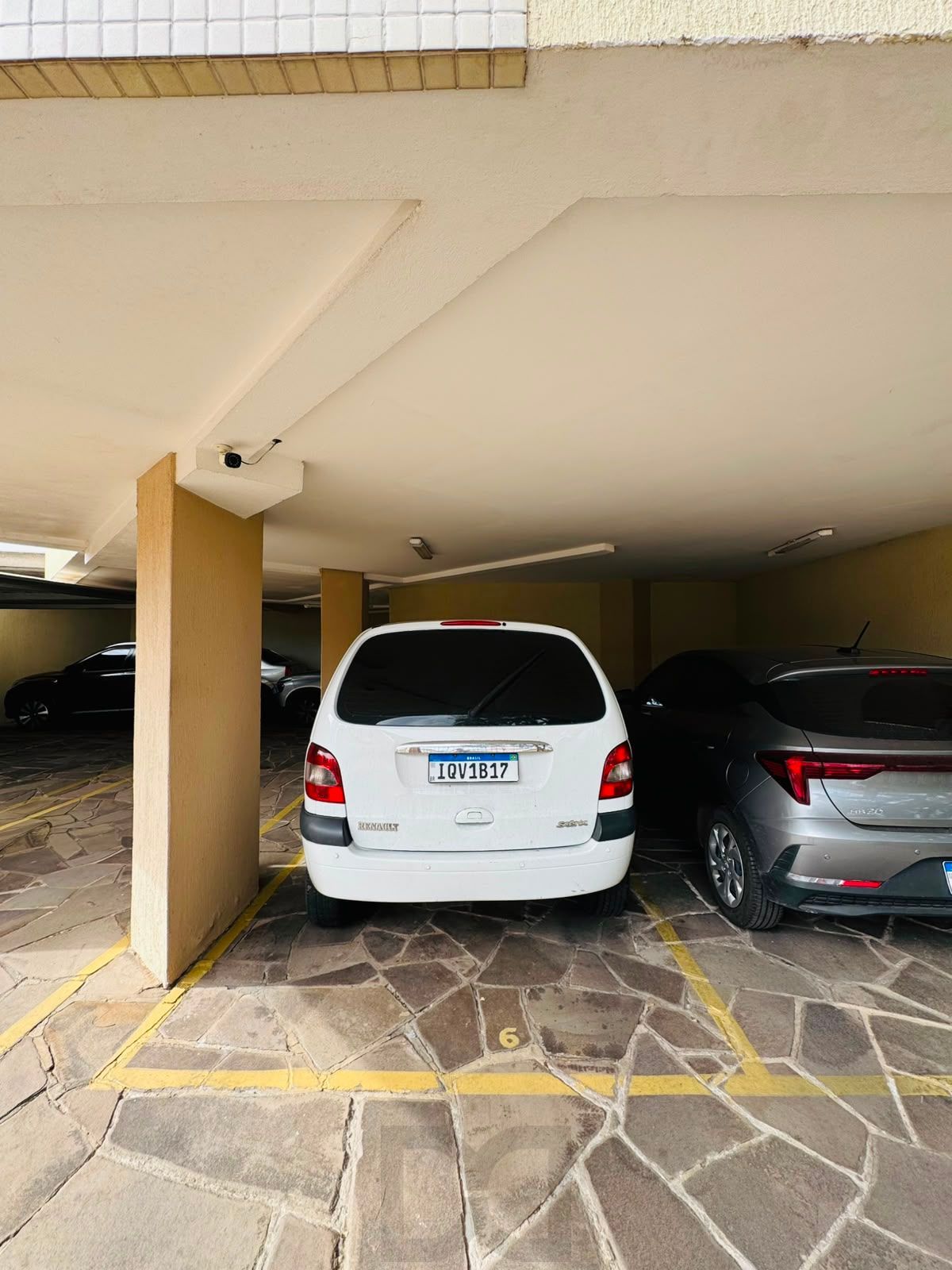 Apartamento de 2 Dormitórios no Jardim Botânico com Vista Panorâmica — foto 16