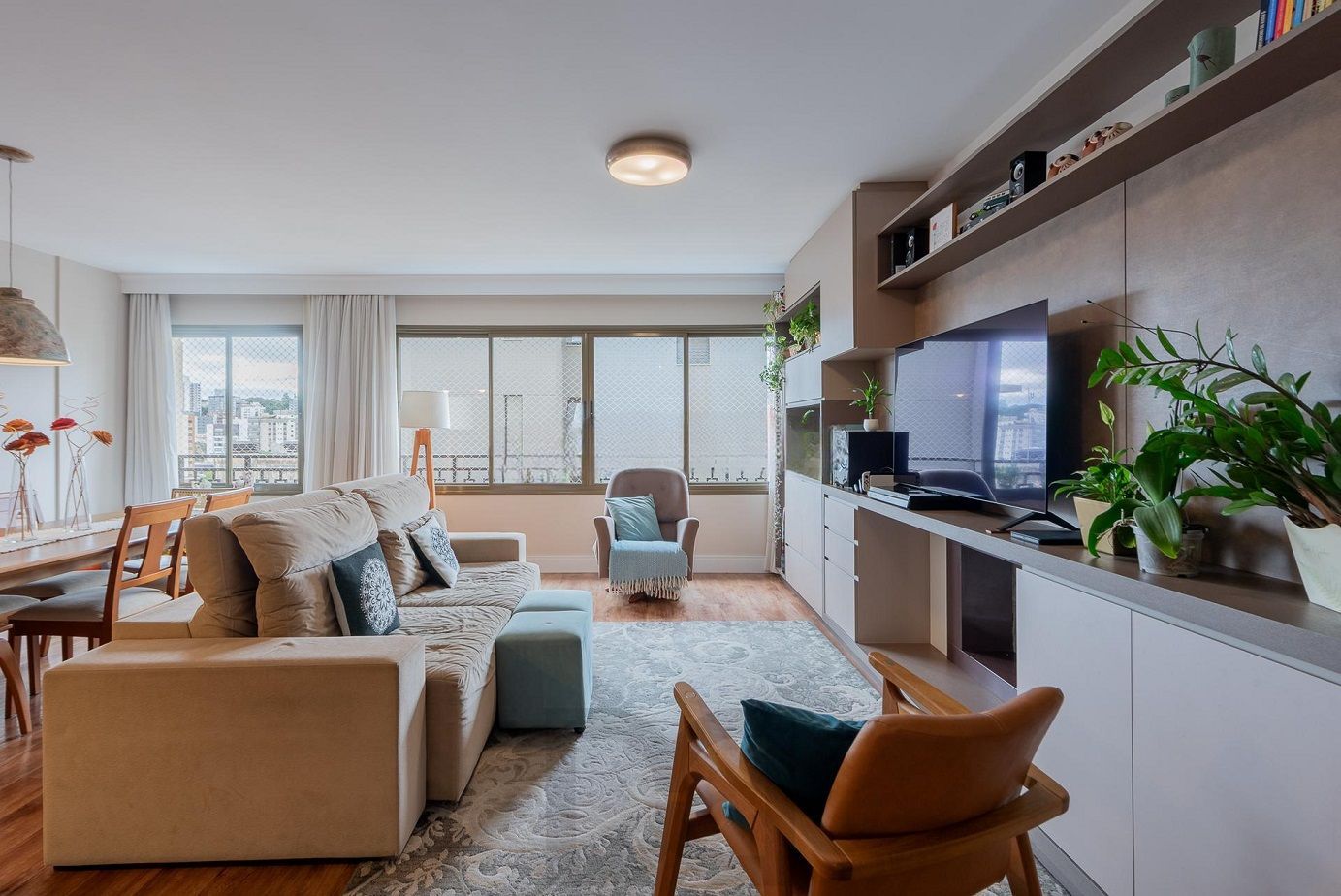 Apartamento com 122m² e 3 dormitórios, 3 suítes, 2 vagas no bairro Petrópolis em Porto Alegre para Comprar — foto 1