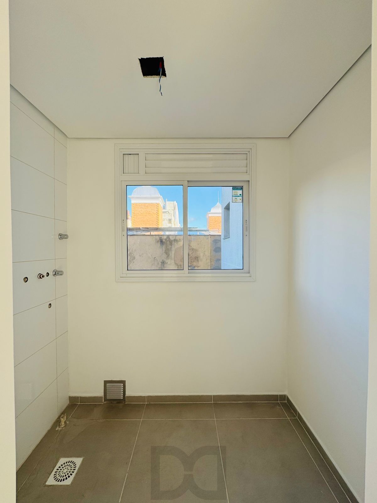 2 Dormitórios, suíte, sacada, vaga dupla I Apartamento Novo no Jardim Botânico — foto 2