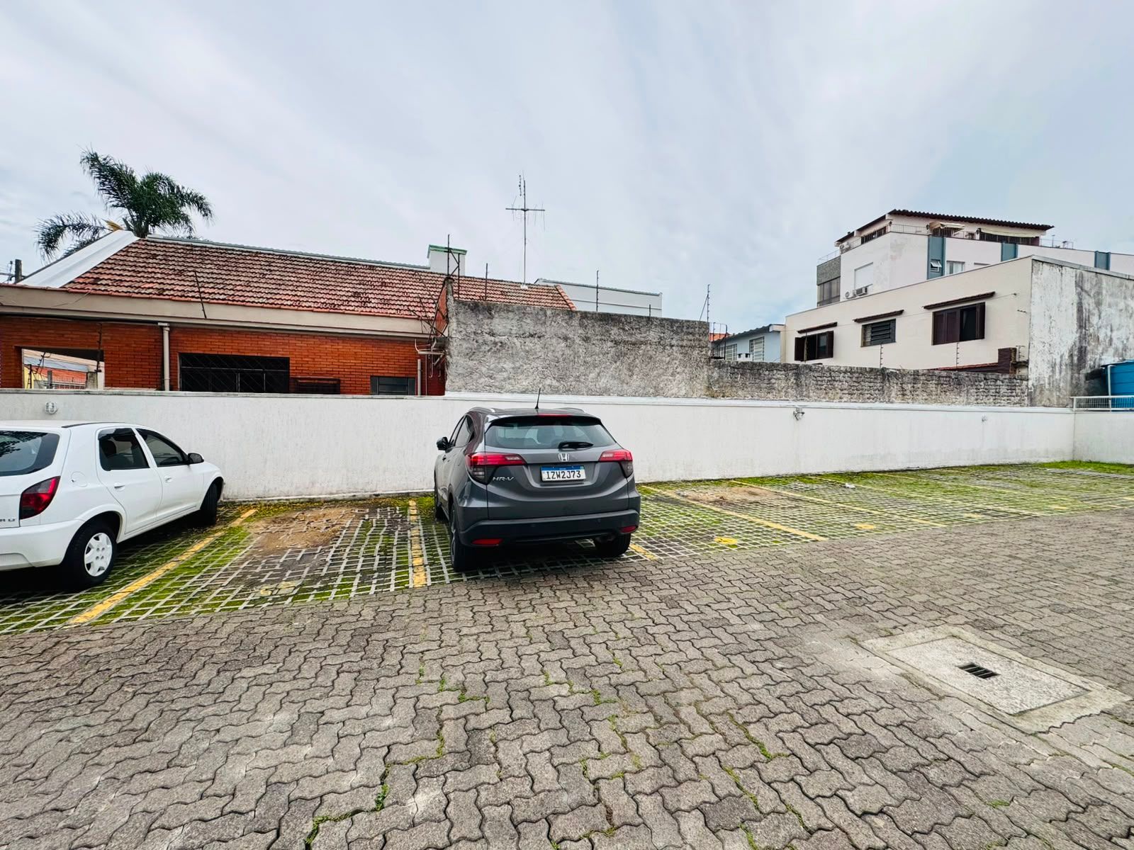 Apartamento 100% Mobiliado à Venda no Bairro Partenon – 2 Dormitórios, 1 Suíte, Elevador e Vaga de Garagem — foto 20