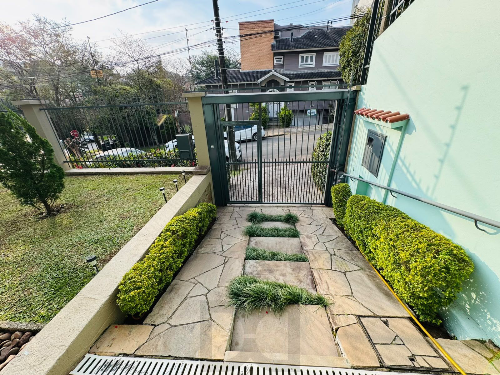 Casa com 5 quartos e 250m² à venda em Chácara das Pedras, Porto Alegre — foto 16