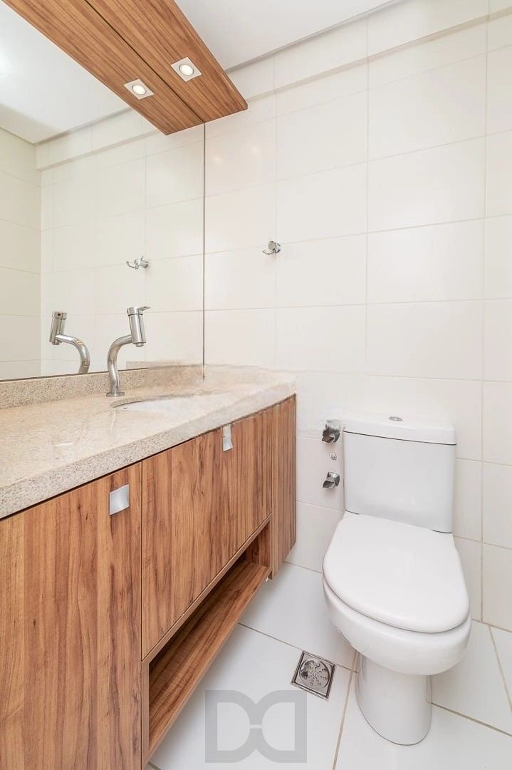 Apartamento de 2 Dormitórios com Suíte, 2 Vagas e Rooftop com Piscina no Petrópolis — foto 12
