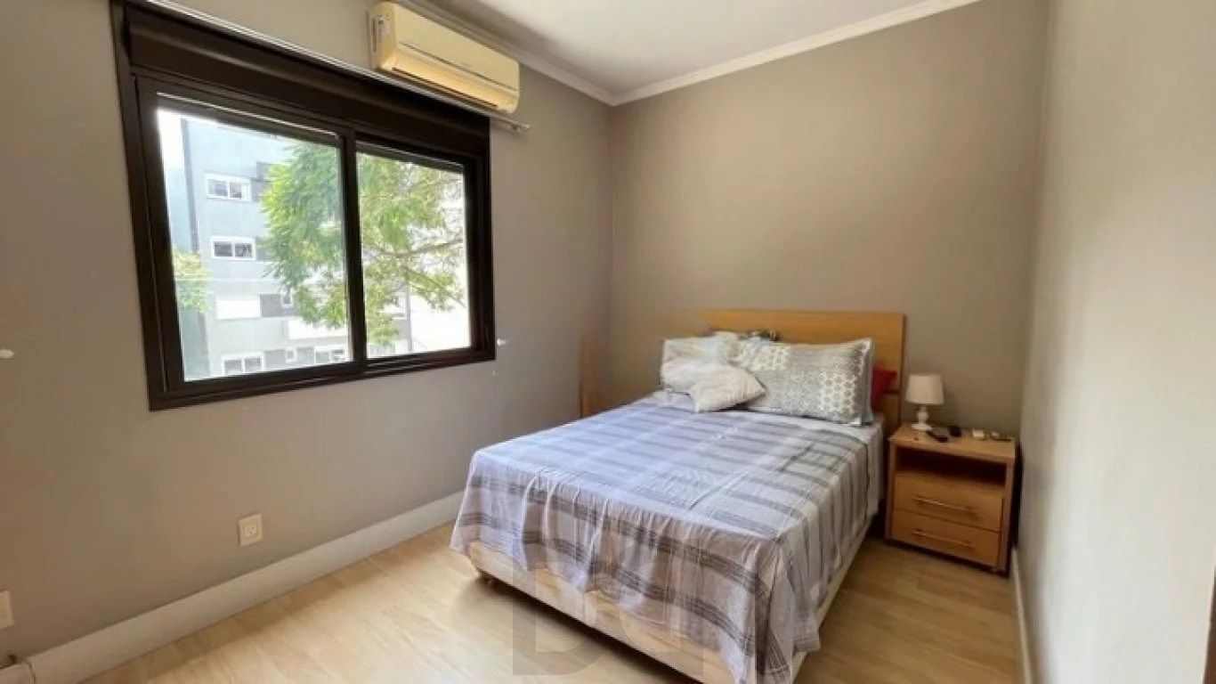 Apartamento de 2D, 2 banheiros, churrasqueira e vaga no Petrópolis — foto 10