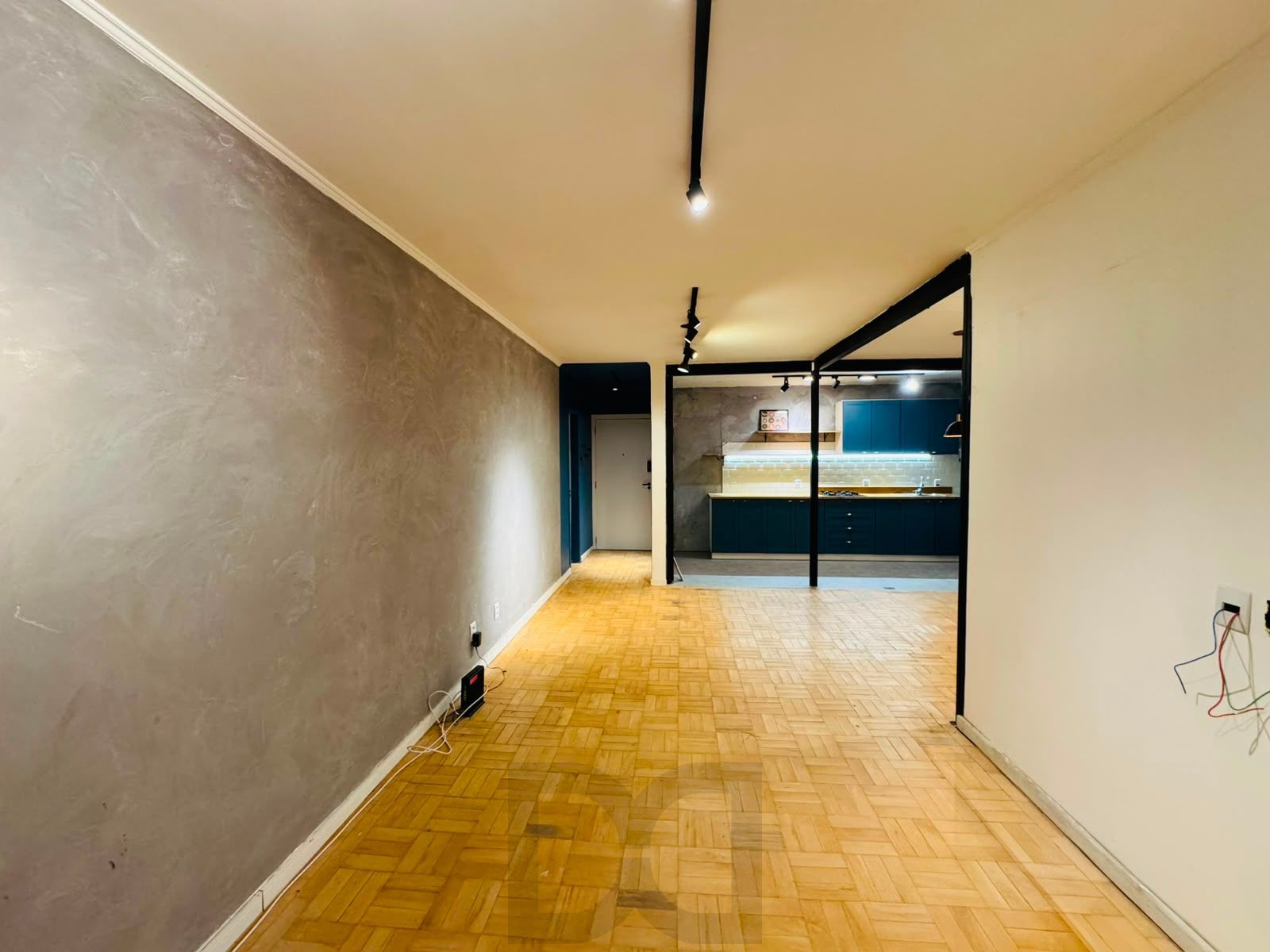 Apartamento reformado de 3 dormitórios com churrasqueira e vaga no Petrópolis — foto 3