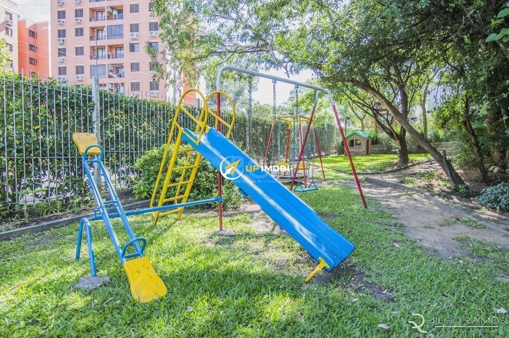 Apartamento Semimobiliado com 3 Dormitórios e Infraestrutura Completa — foto 32