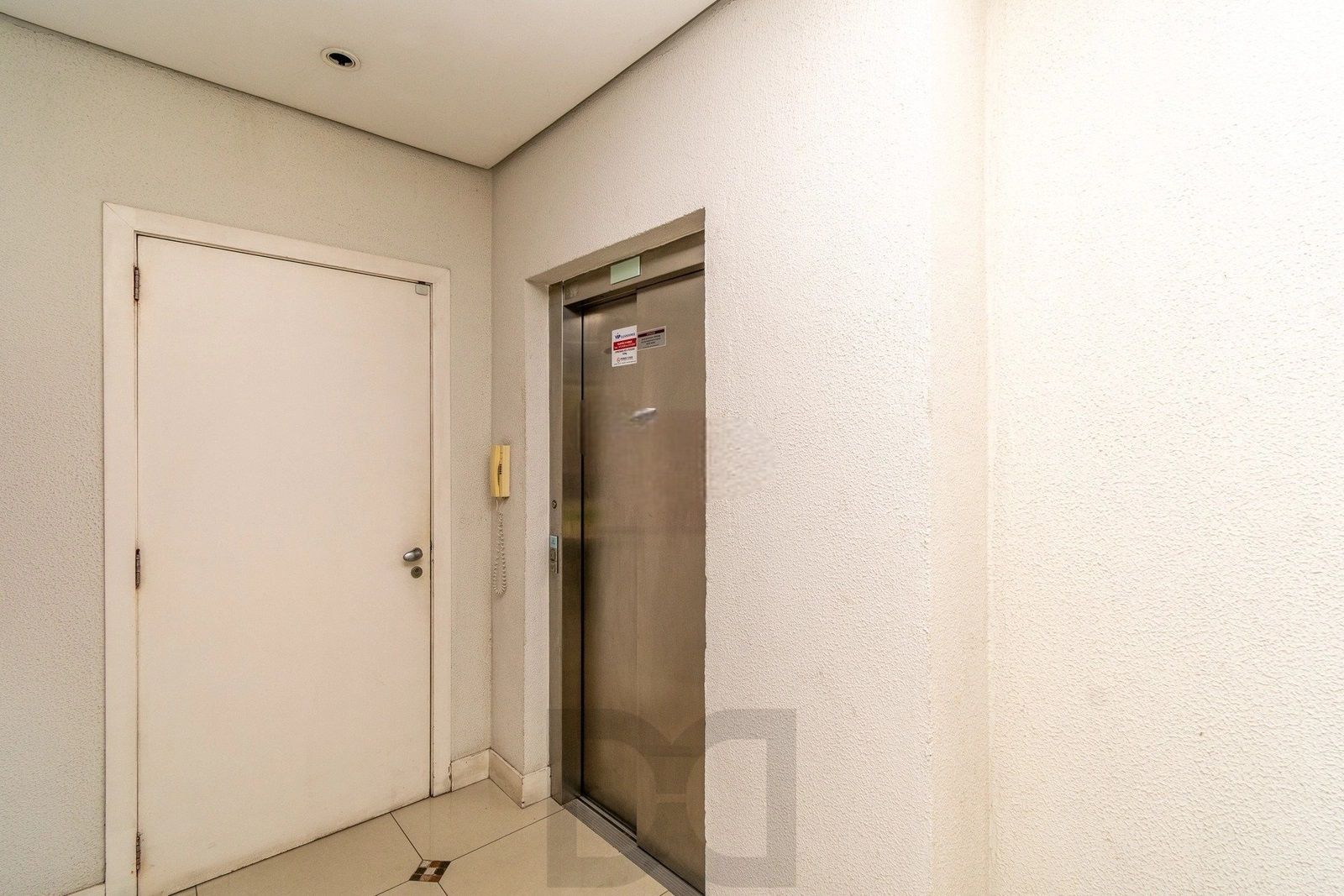 Apartamento 2 Dormitórios com Suíte e 2 Vagas no Jardim Botânico – Porto Alegre — foto 19