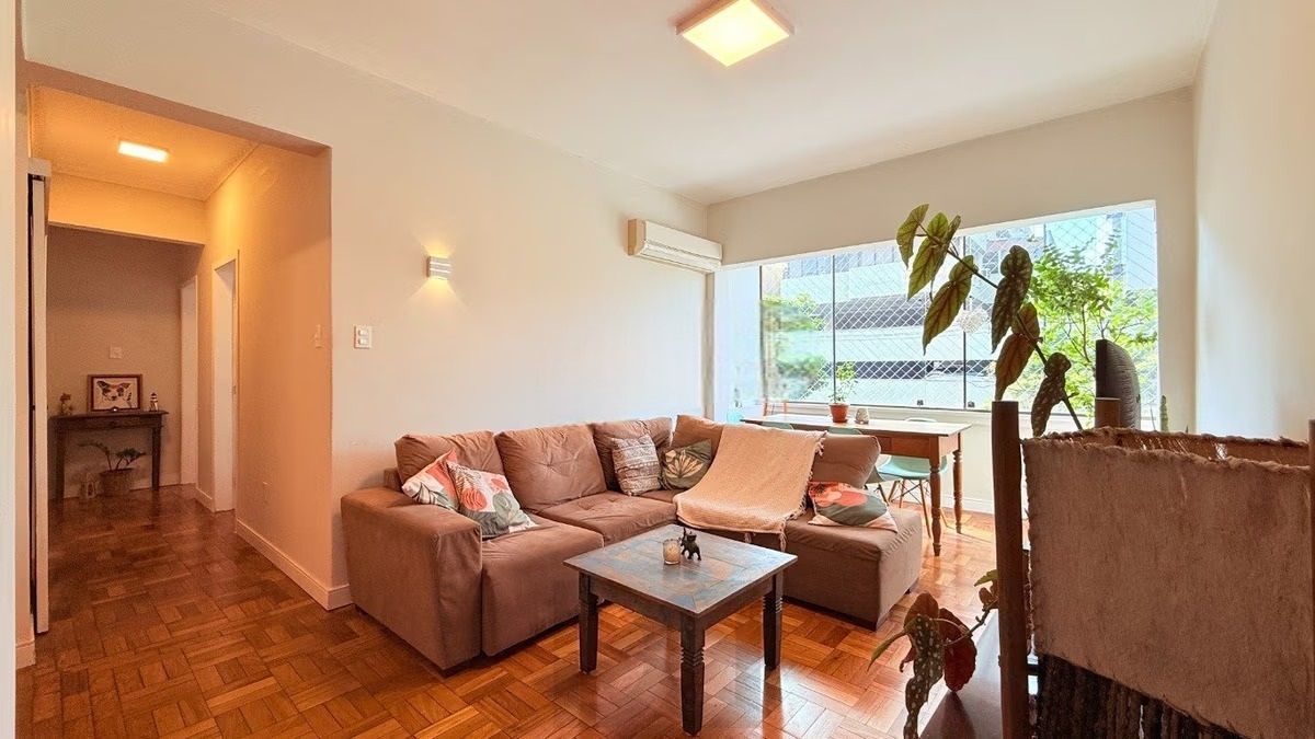 Apartamento Reformado com 3 Quartos e Sacada no Coração do Bom Fim, Próximo à Redenção — foto 2