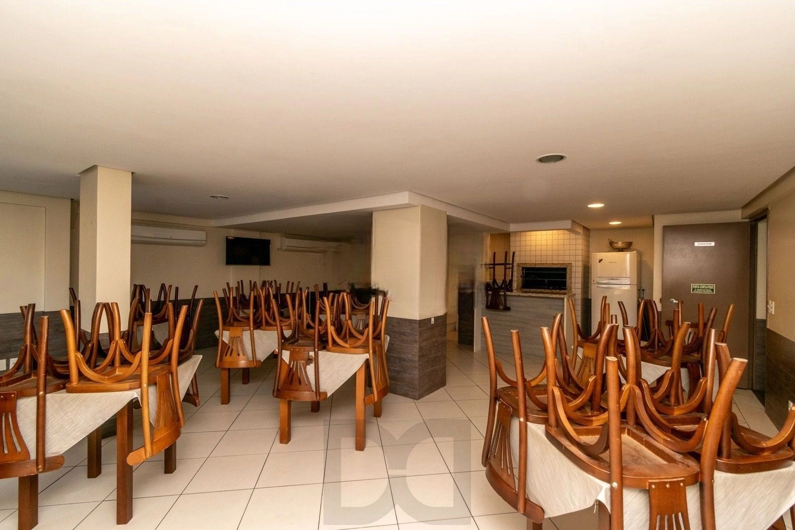 Apartamento 2 dormitórios com suíte — Rua Itapeva, Passo da Areia — foto 20