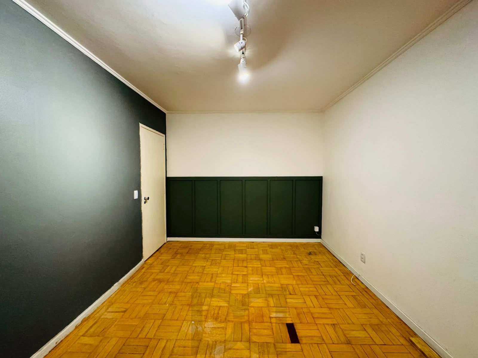 Apartamento reformado de 3 dormitórios com churrasqueira e vaga no Petrópolis — foto 27