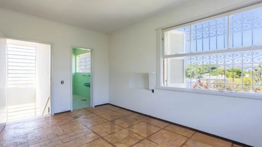 Casa Ampla com Pátio e Excelente Localização no Petrópolis — foto 21