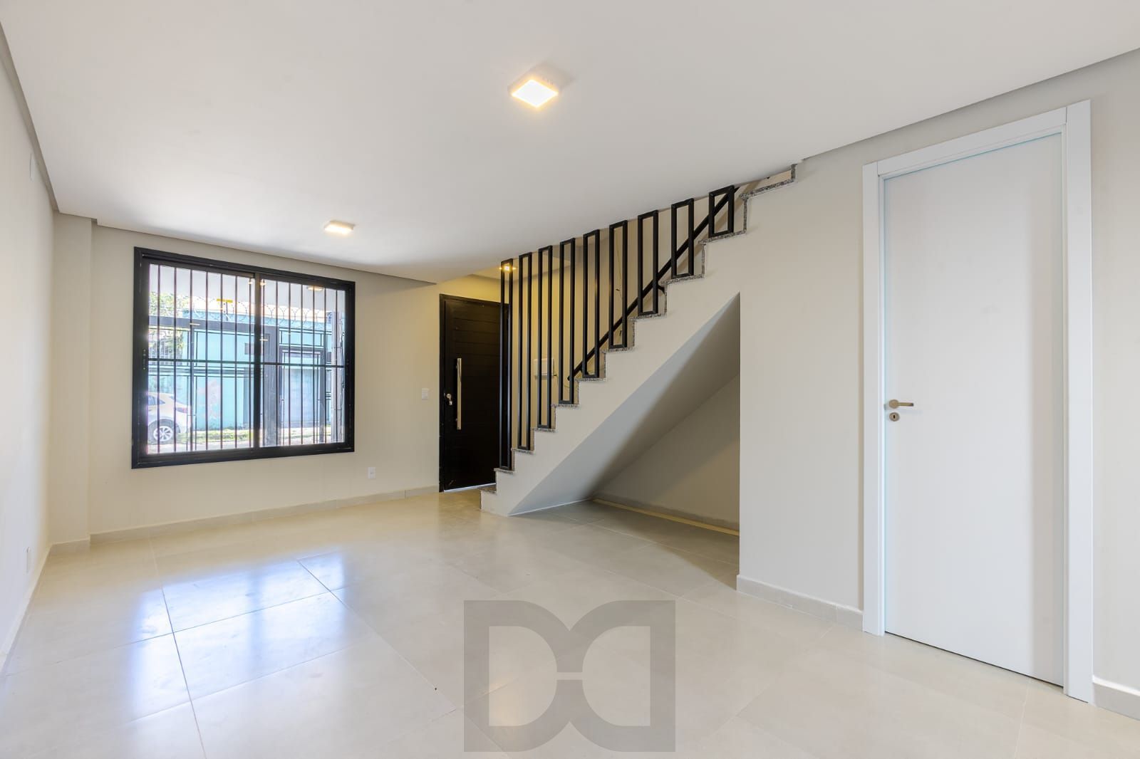 Casa Condominio para Venda - 94.47m², 3 dormitórios, sendo 1 suites, 1 vaga - Medianeira — foto 1