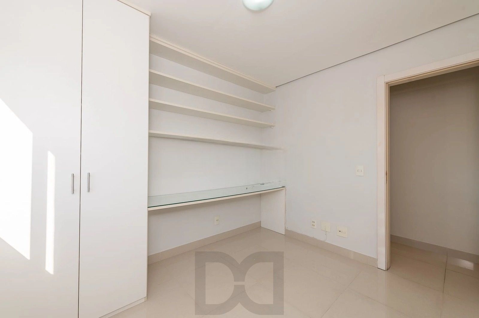 Apartamento de 2 Dormitórios com Suíte, 2 Vagas e Rooftop com Piscina no Petrópolis — foto 14