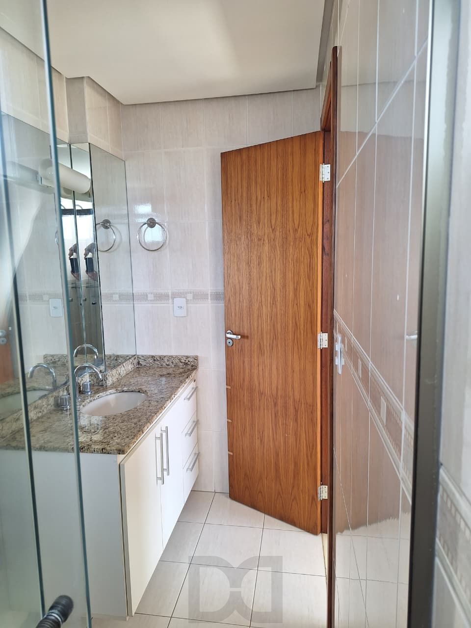 Amplo apartamento de 2D com suíte e vaga — foto 29