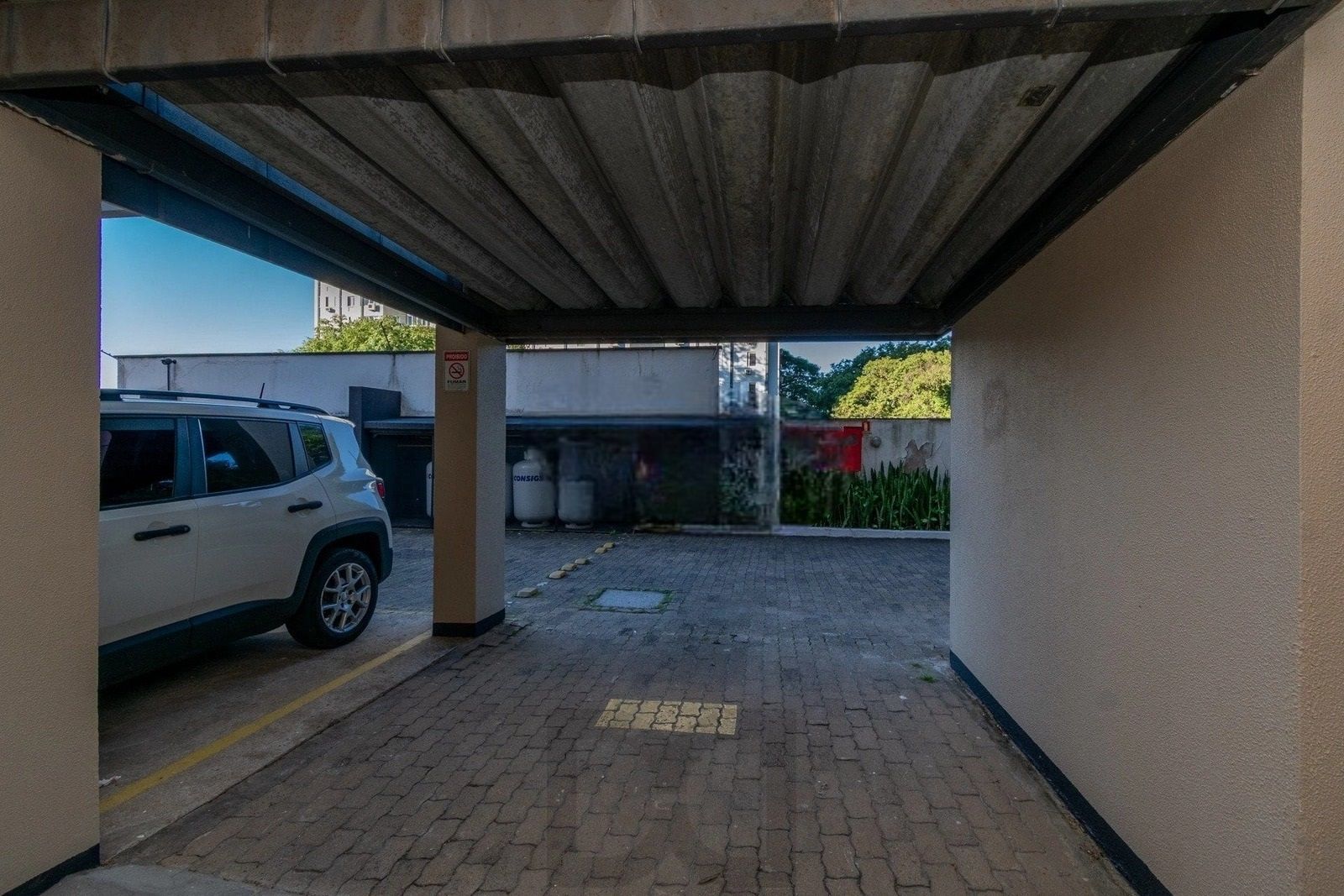 Apartamento Semimobiliado de 2 Dormitórios com Suíte no Boa Vista — foto 19