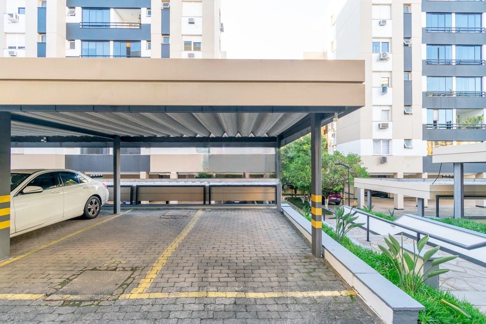 Apartamento Semimobiliado de 2 Dormitórios com Suíte no Boa Vista — foto 20