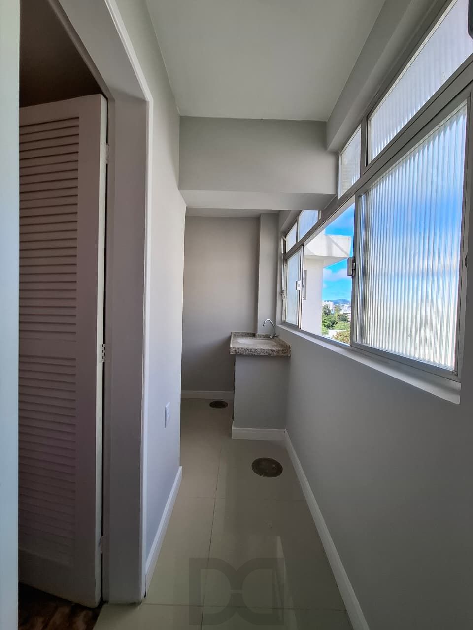 Apartamento à venda 2 quartos com vaga reformado na Cidade Baixa Porto Alegre — foto 12