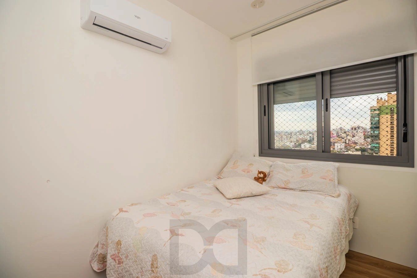 Apartamento para Venda - 98m², 3 dormitórios, sendo 1 suites, 2 vagas - Petrópolis — foto 15