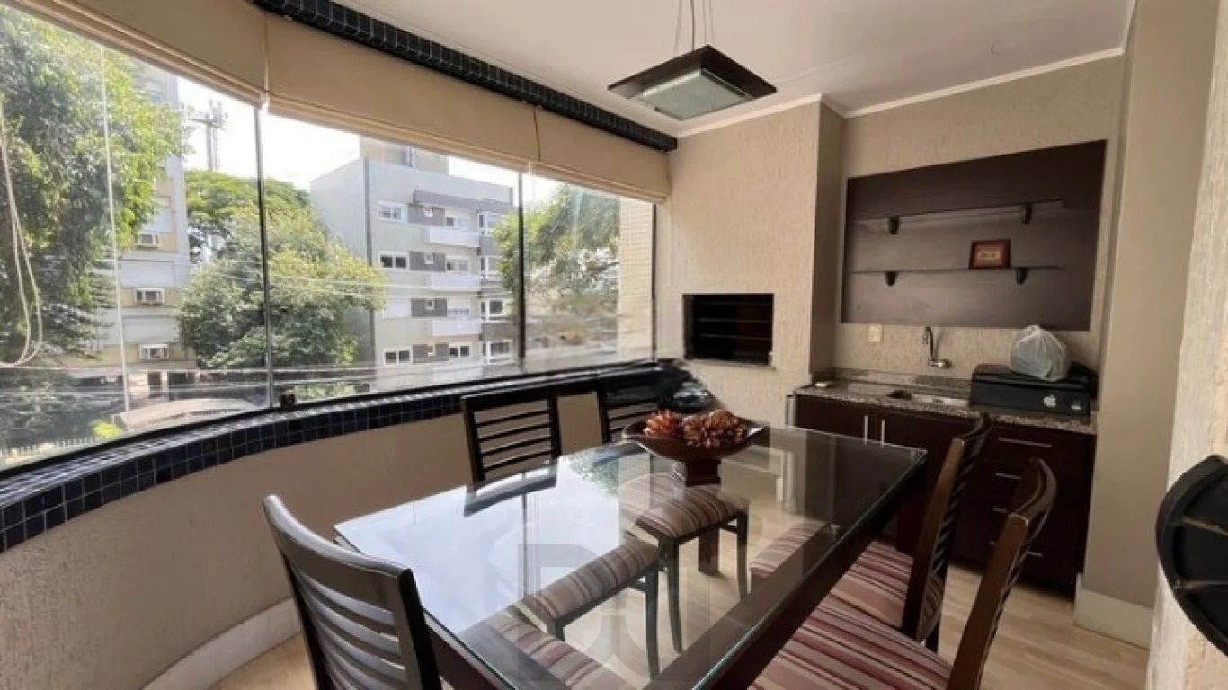 Apartamento de 2D, 2 banheiros, churrasqueira e vaga no Petrópolis — foto 1