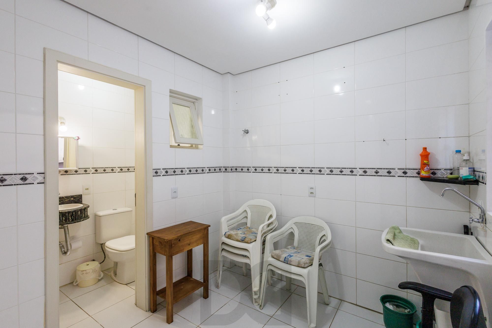 Casa de esquina com 4 dormitórios no Ecoville — foto 21