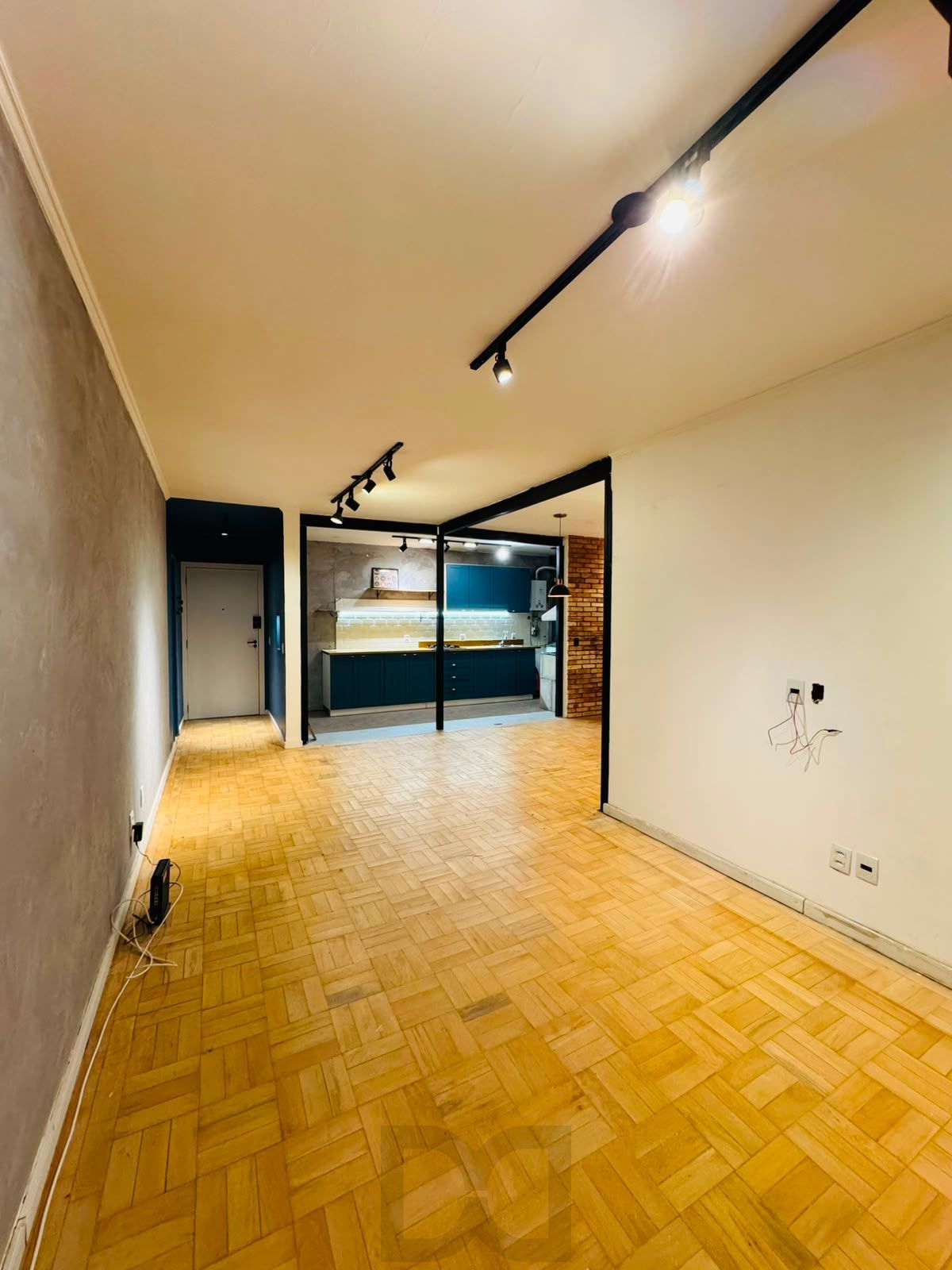 Apartamento reformado de 3 dormitórios com churrasqueira e vaga no Petrópolis — foto 30