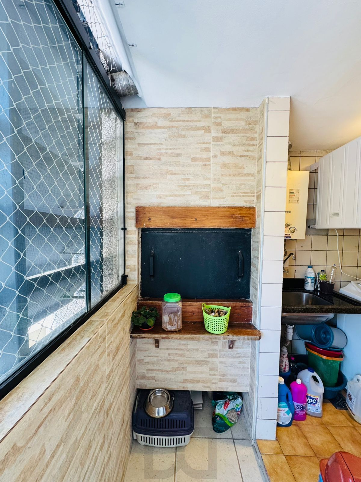 Apartamento Semimobiliado com 94,67 m² Privativos, 3 Dormitórios, — foto 1