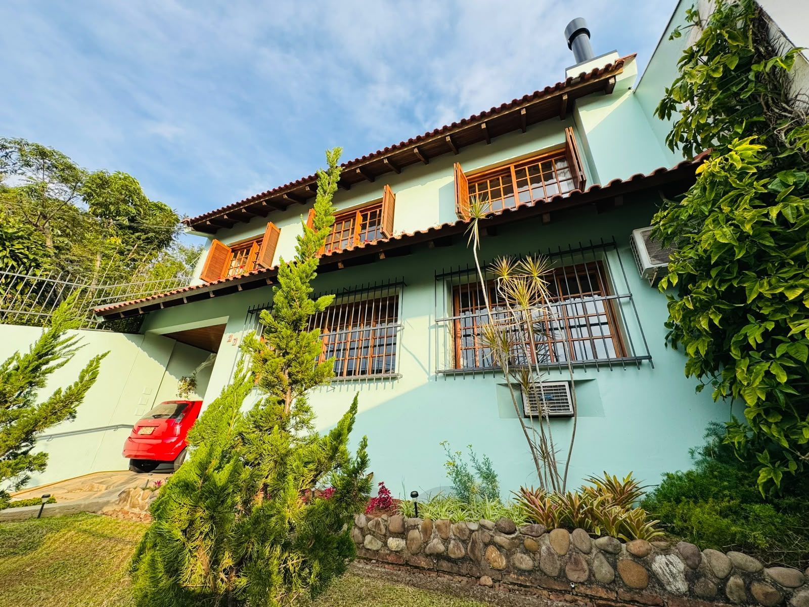 Casa com 5 quartos e 250m² à venda em Chácara das Pedras, Porto Alegre — foto 3