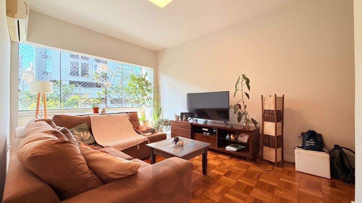 Apartamento Reformado com 3 Quartos e Sacada no Coração do Bom Fim, Próximo à Redenção — foto 1